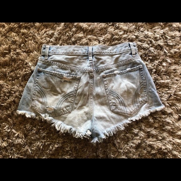 Hollister shorts - Picture 2 of 3